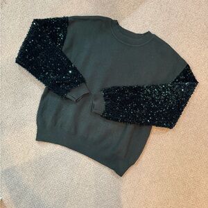 Forest Green Dequin  Sleeve holiday Sweater!!!